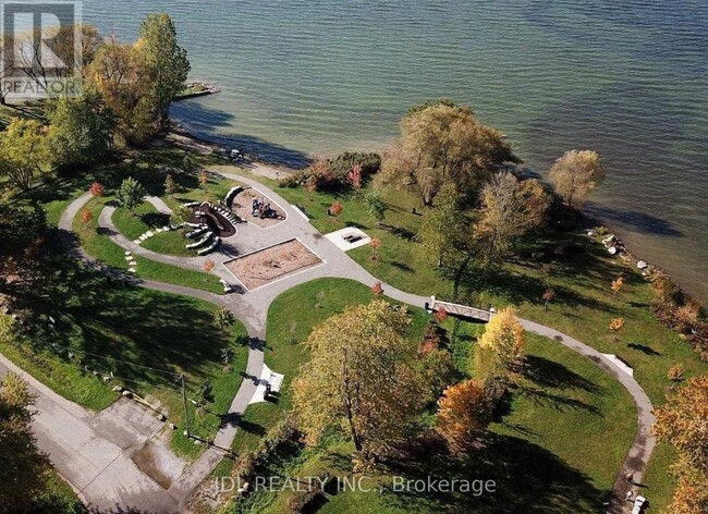 Building Photo - 212 Ways Bay Dr