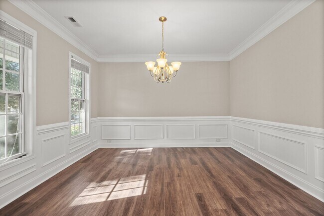 Building Photo - Immaculate 5bd 3bd Berewick home with many newly upgrades!