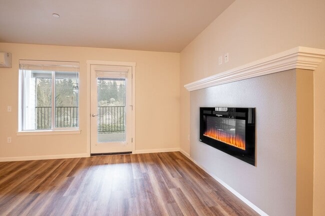 Interior Photo - Waterside Apartments