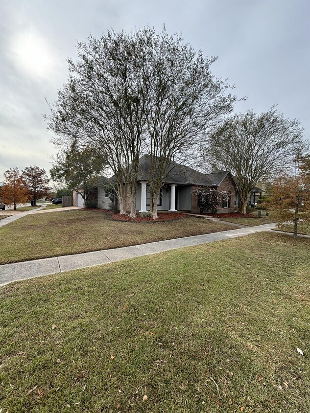 10354 Springdale Ave, Baton Rouge, LA 70810 House Rental in Baton
