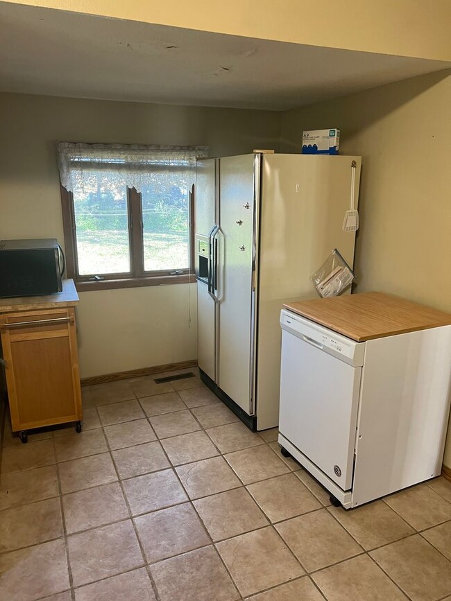 Building Photo - 38326 129th St