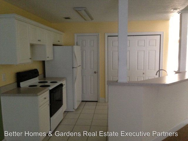 Building Photo - 320 Caldwell Cir
