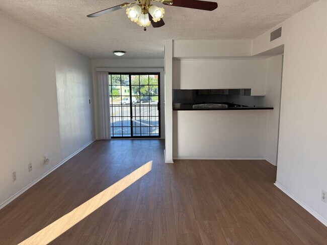 Foto del edificio - 3228 Honolulu Ave