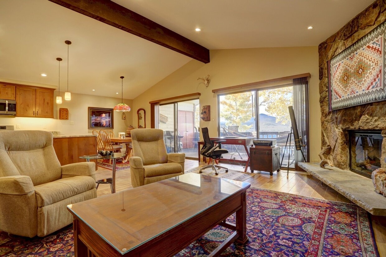 2 BDR 2 BATH UPDATED Lake Dillon Condo WI... - 2 BDR 2 BATH UPDATED  Lake Dillon Condo WI...