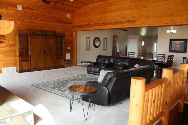 Foto del edificio - 3572 Wild Mare Way