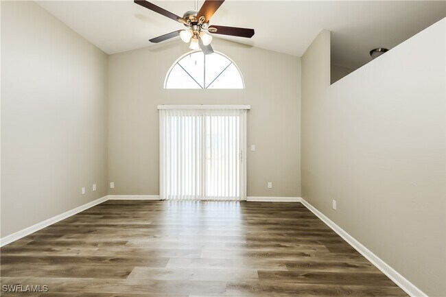 Foto del edificio - 2821 NW 2nd St