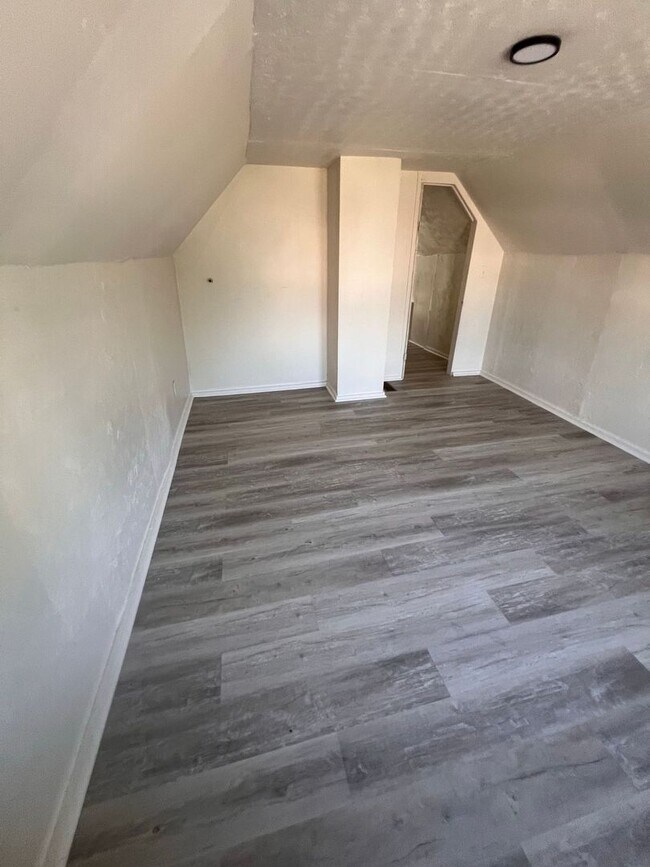 Foto del edificio - 444 E 124th St