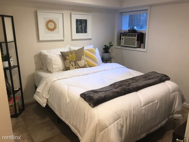 Foto del edificio - 1 br, 1 bath House - 137 Randolph Pl NW