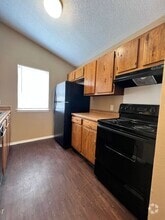 Building Photo - 9706 Eastwend Dr