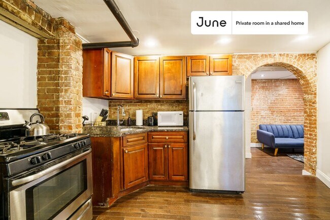 Foto del edificio - Room in Shared 5 bed/1.5 bath home in Bedford-Stuyvesant