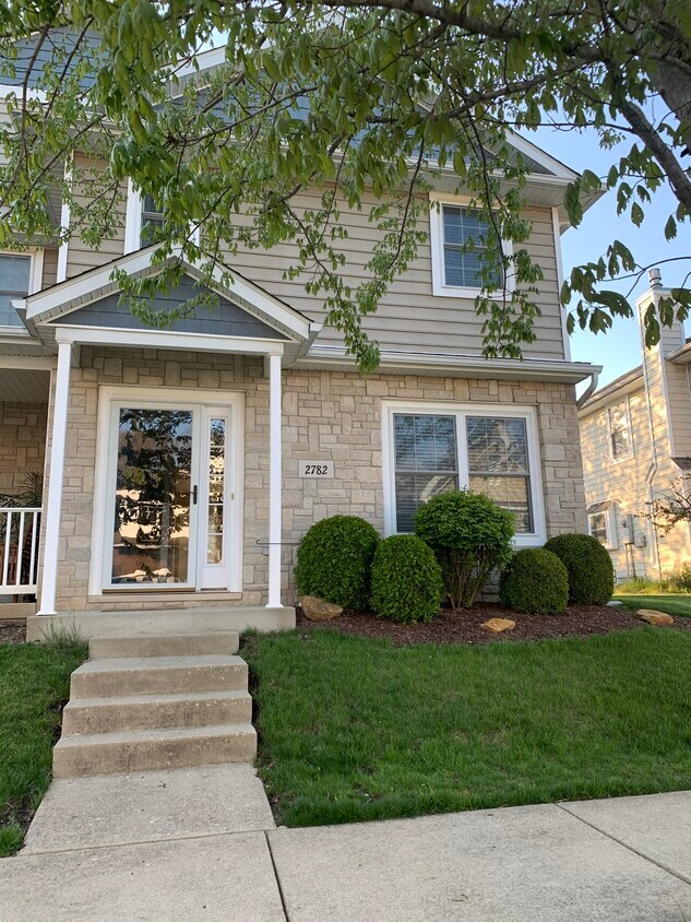 2782 E Bressingham Way, Bloomington, IN 47401 Townhome Rentals in Bloomington IN