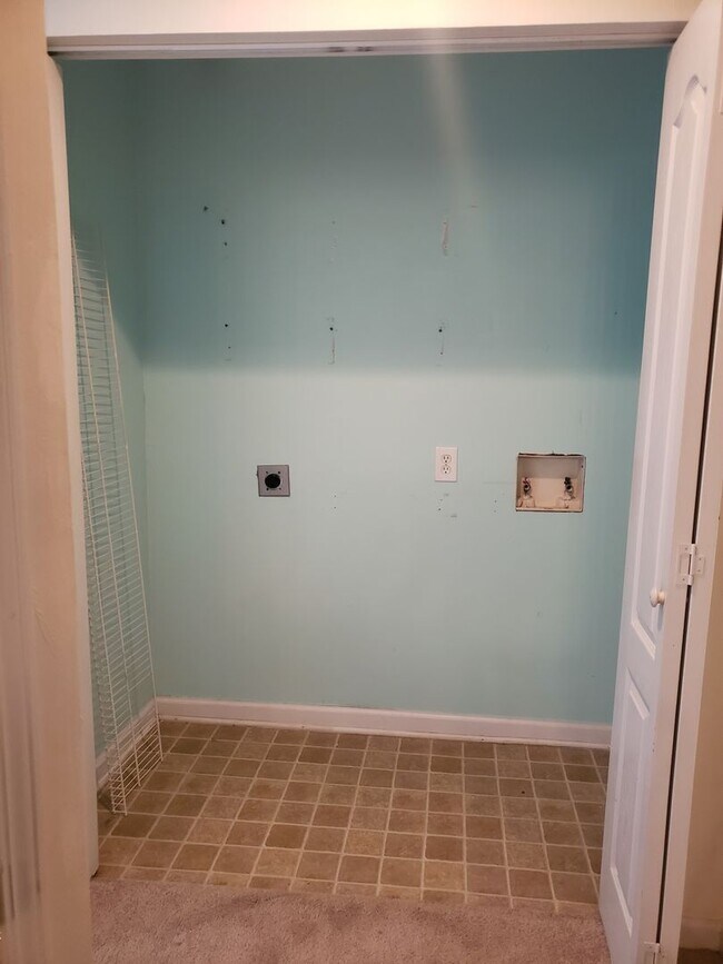 Building Photo - 1 Bedroom 1 Bath Condo at Madison at Park ...
