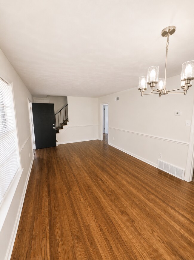 Foto del edificio - 3463 Bowman Ave