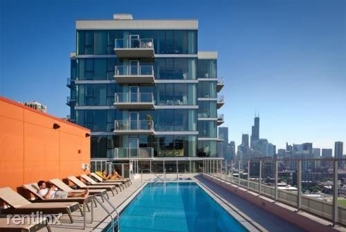 Building Photo - 1220 N Wells St