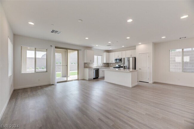 Foto del edificio - 11837 Pelican Butte Ave