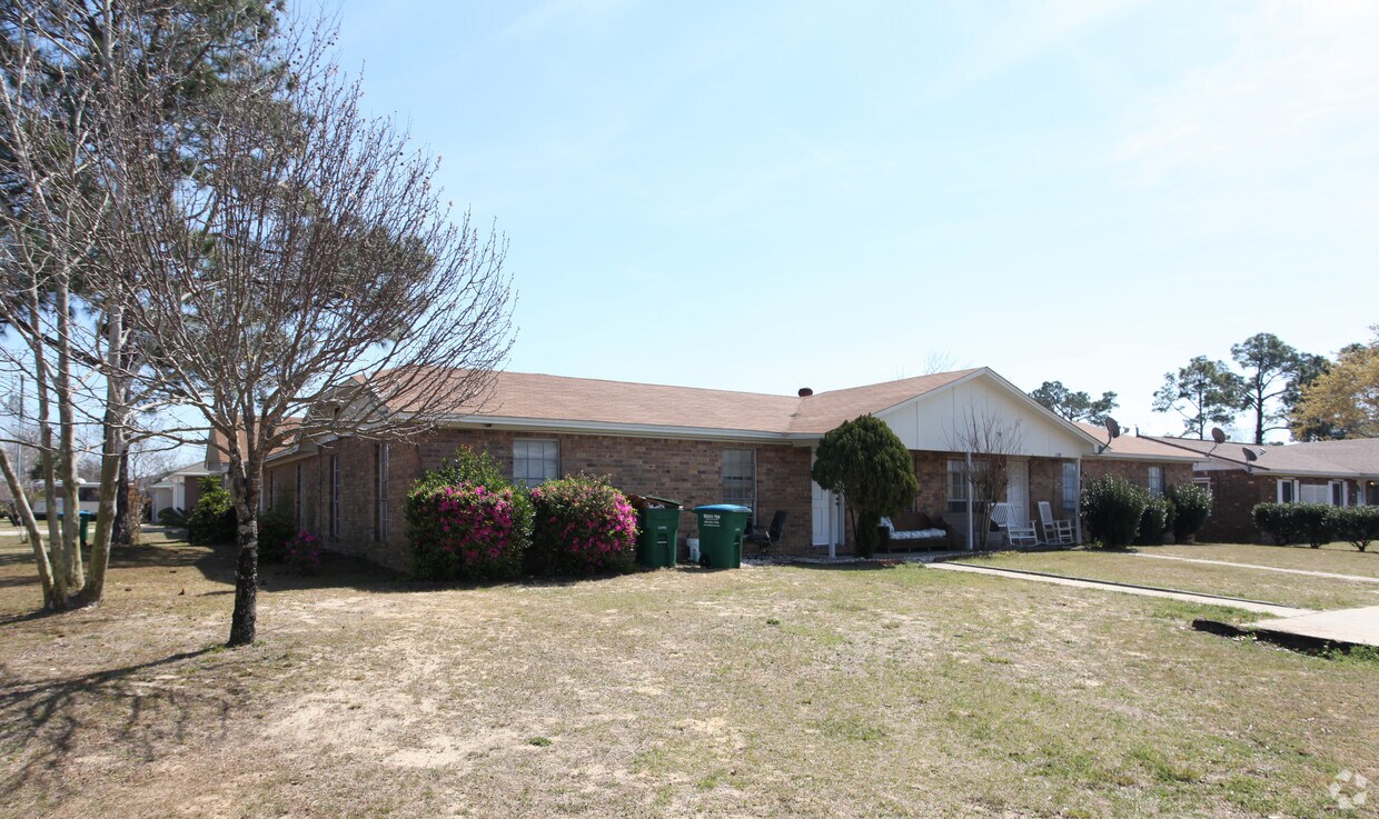 Foto del edificio - 1278-1280 Redwood Ln