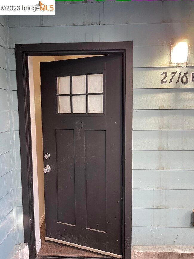 Foto del edificio - 2716 Durant Ave