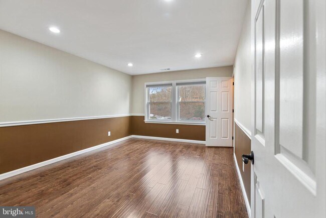 Foto del edificio - 4807 Birch Cir