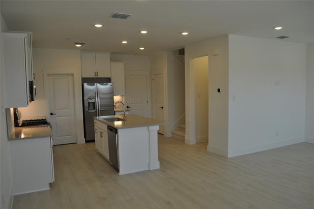 Foto del edificio - 2520 Red Tailed Hawk Ln