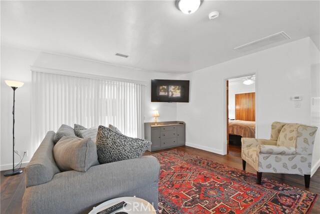 Foto del edificio - 642 Terrylynn Pl