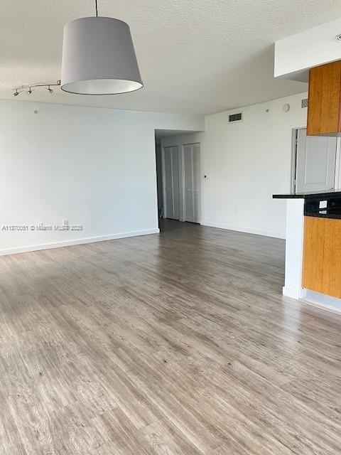 Foto del edificio - 601 NE 23rd St