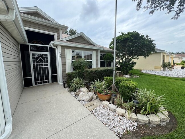 Building Photo - 436 Kingston Way