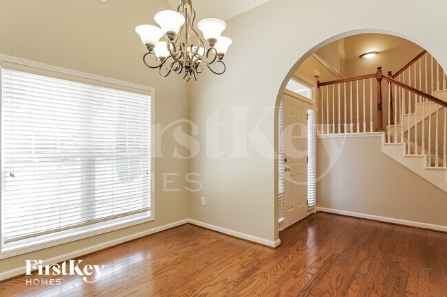 Foto del edificio - 198 Cove Ln