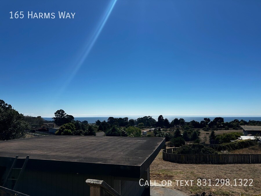 Primary Photo - Expansive 4 Bed, 2 Bath La Selva Beach Hom...