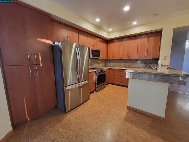 Building Photo - 176 Scotts Valley