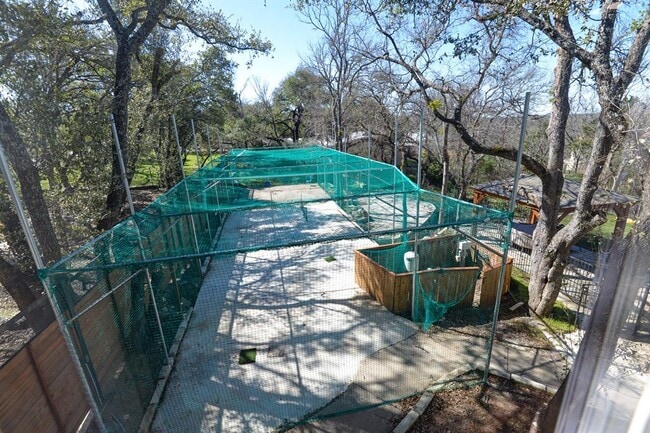 Building Photo - 10710 D-K Ranch Rd