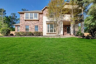 Building Photo - 40515 Manor Dr