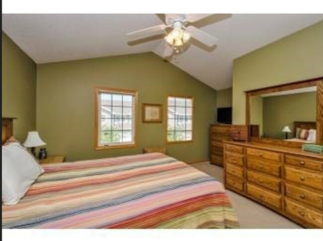 Foto del edificio - 2004 NW Ashton Ln