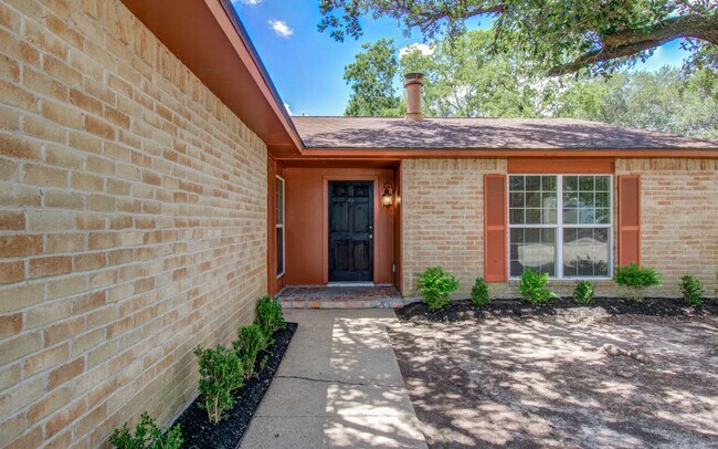 Building Photo - 17411 S Yorkglen Dr