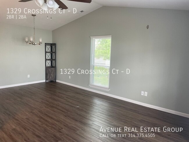 Building Photo - Located in Ballwin near the Ohlendorf West...