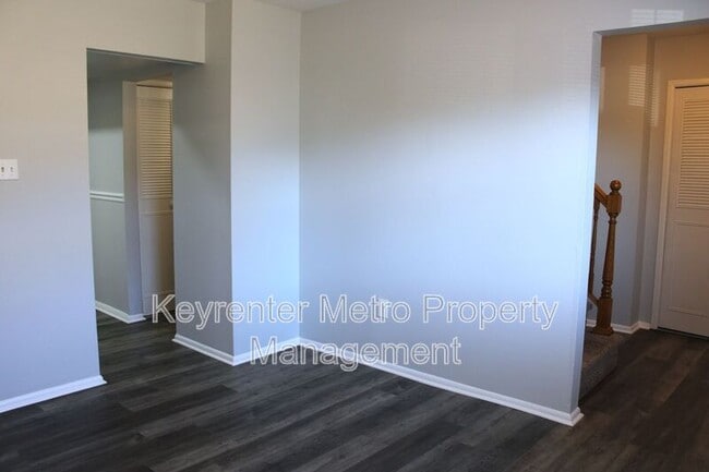 Foto del edificio - 12526 Woodstock Dr E