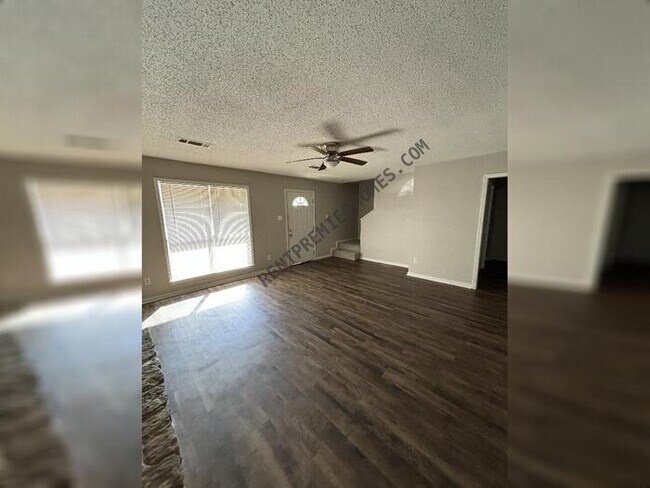 Foto del edificio - 205 Otter Pl