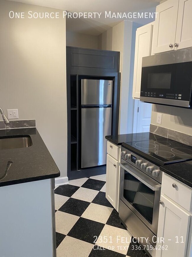 Building Photo - 2351 Felicity Cir