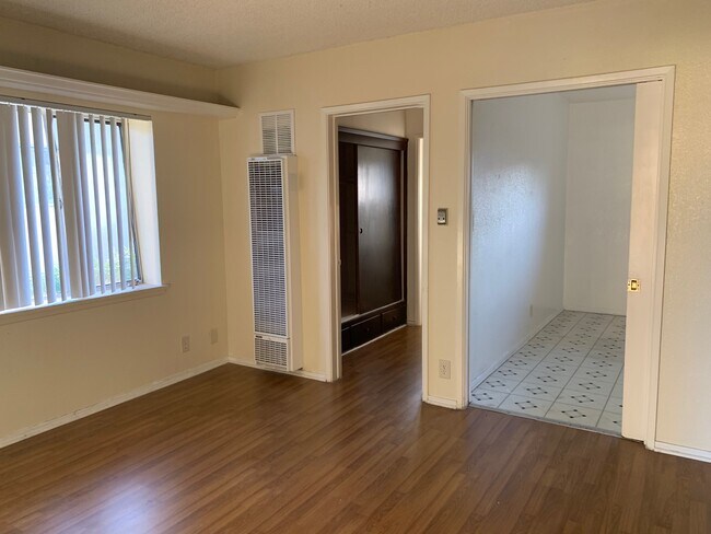 Foto del edificio - 7244 Vassar Ave