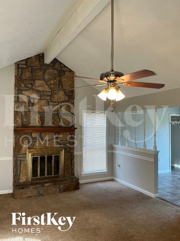 Building Photo - 4884 Walden Glen St