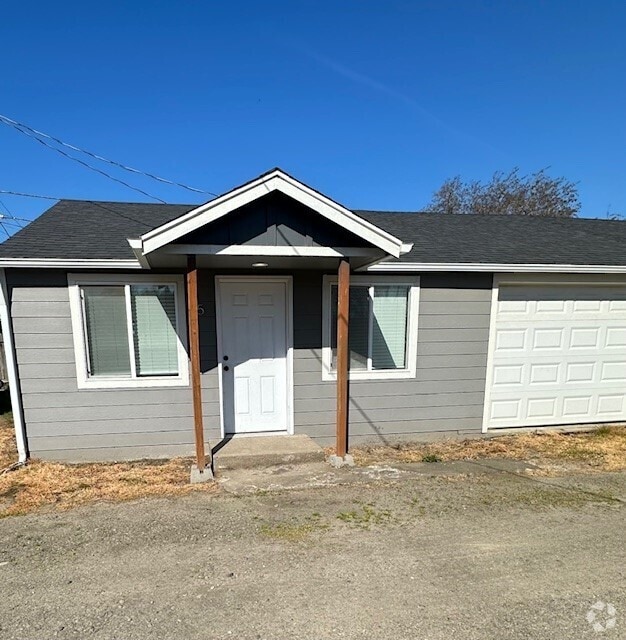 Building Photo - 4305 Claxter Ct NE