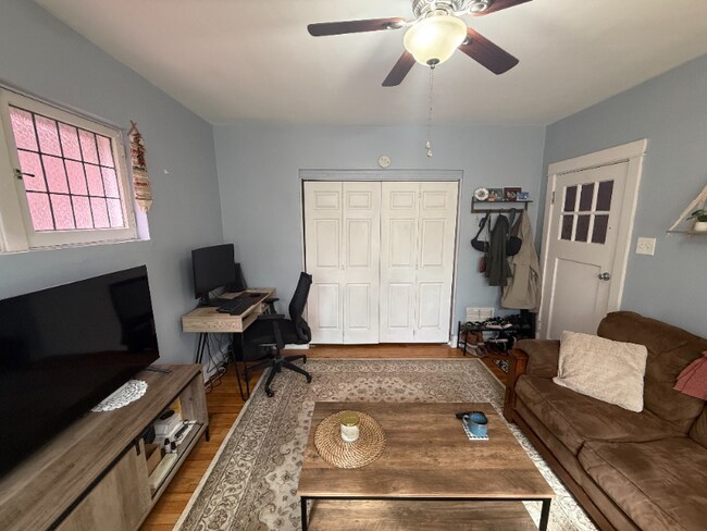 Foto del edificio - 5225 Bancroft Ave