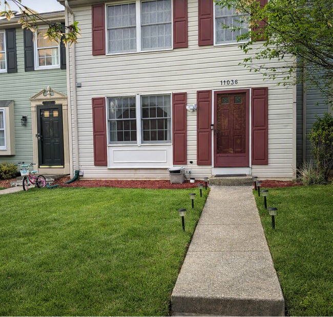 Building Photo - 11038 Outpost Dr