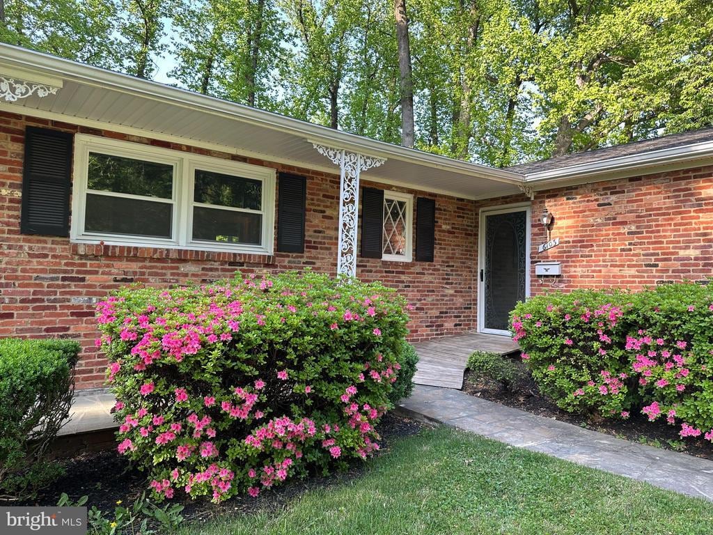 Primary Photo - 6703 Tusculum Rd