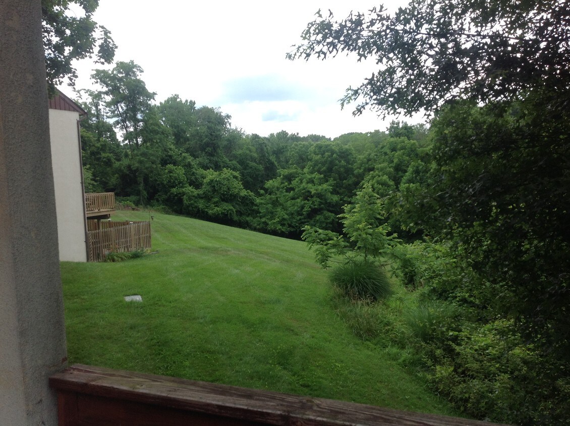 Foto del edificio - 9738 Basket Ring Rd