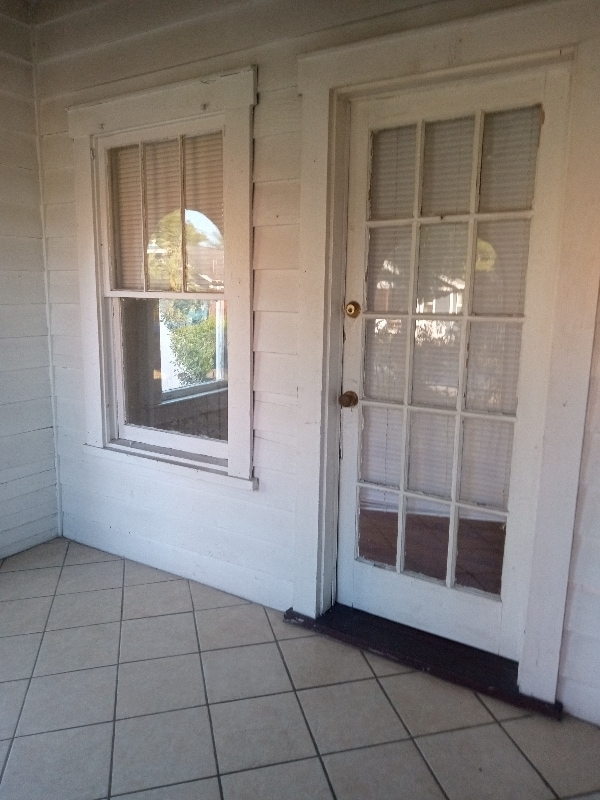 Building Photo - 801 E Frierson Ave