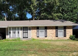 Building Photo - 3476 Mountain Terrace St