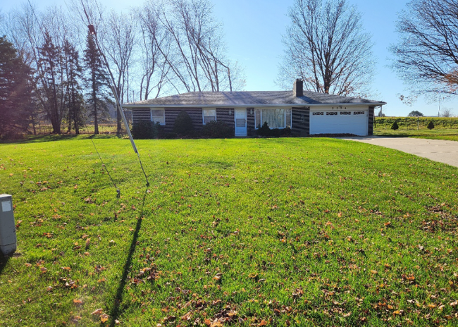 Building Photo - 5354 Woodfield Ave