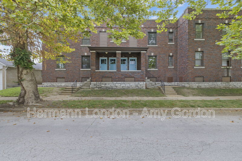 Foto principal - 6022 Dewey Ave