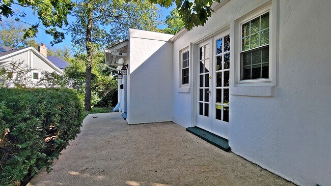 Foto del edificio - 2619 S Joyce St