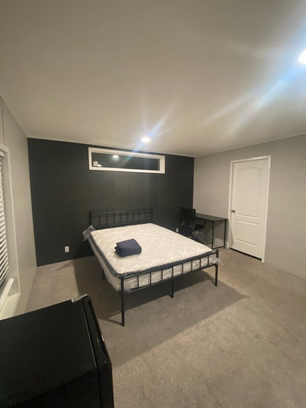 Foto del edificio - 111 Audubon Ave